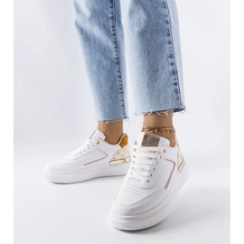 D/GMR Vita sneakers med beige inlägg från Margarita 2