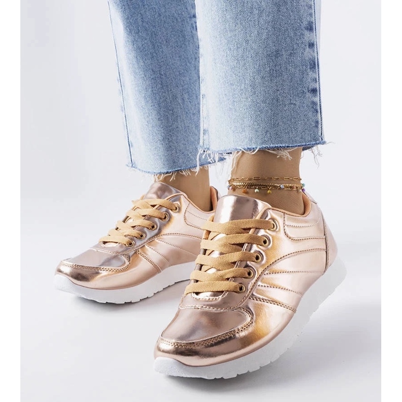 D/GMR Quessy guldsneakers 1