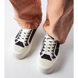 D/GMR Castanthei svarta platåsneakers 1