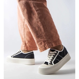 D/GMR Castanthei svarta platåsneakers 2