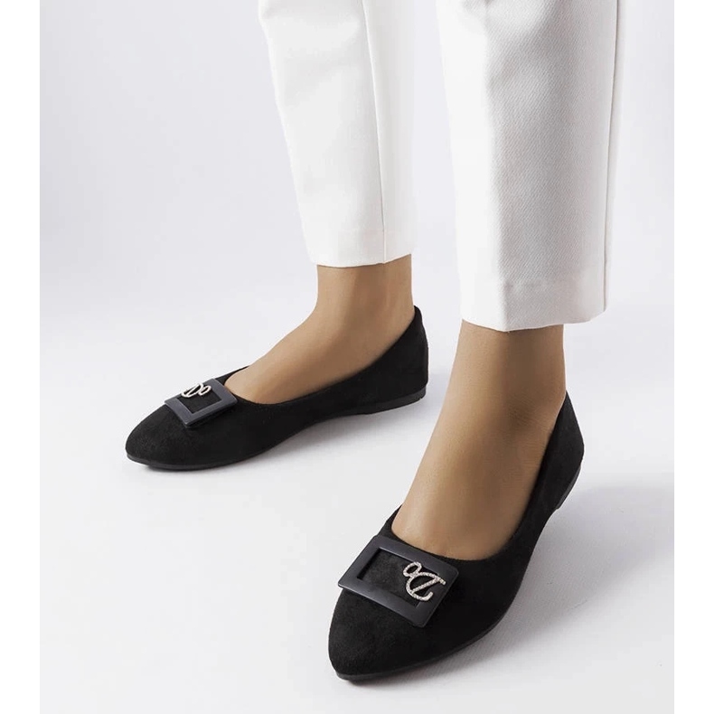 D/GMR Svarta ballerinor dekorerade med strass från Fleming 2