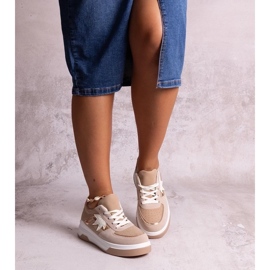 D/GMR Beiga sneakers med spegelinlägg från Kollins beige 1