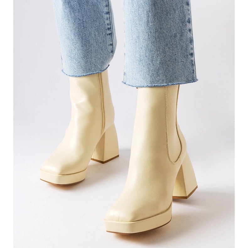 D/GMR Beige chunky klackstövlar från Watson 1