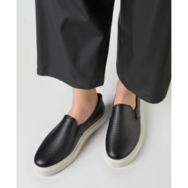 Towns Svarta genombrutna slip-on sneakers 1