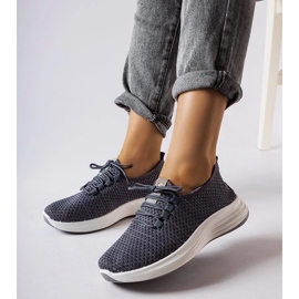 D/GMR Sneakers i grått tyg från Tommaso 2