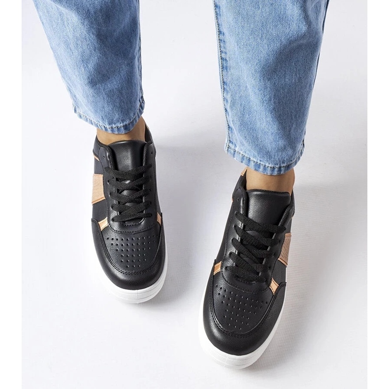 D/GMR Svarta och guldiga sportsneakers från Parma 2