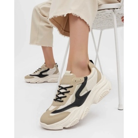 Kvinnors zenna svarta sneakers beige 1