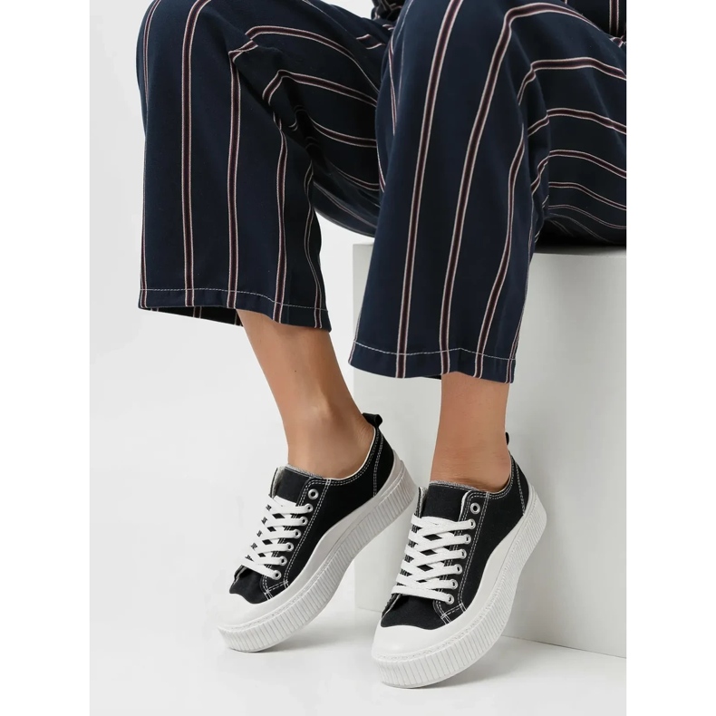 Kvinnors sneakers svarta 2