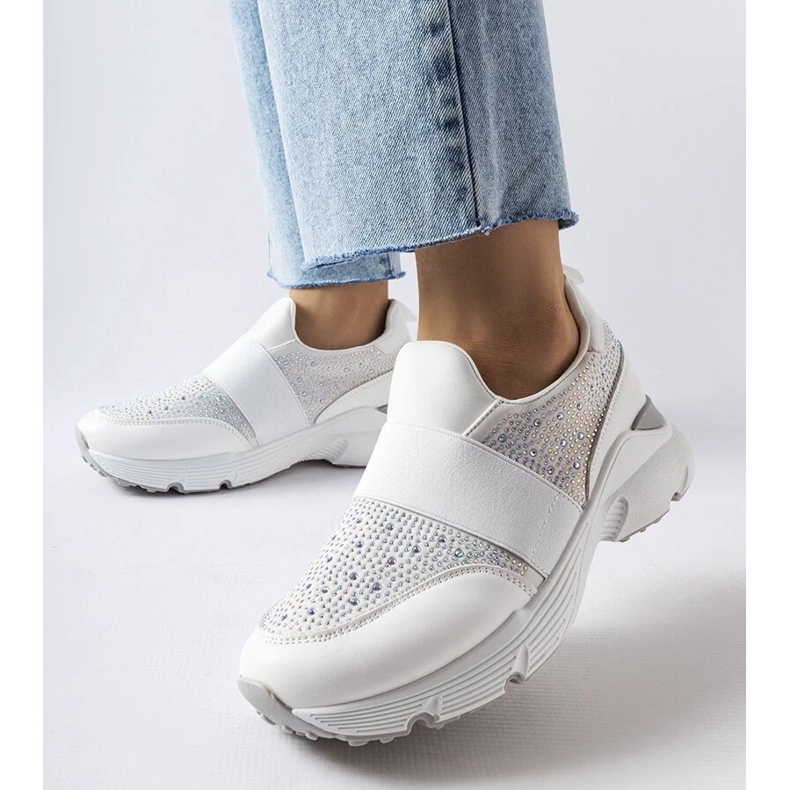 D/GMR Vita sneakers med strass från Algiso 1