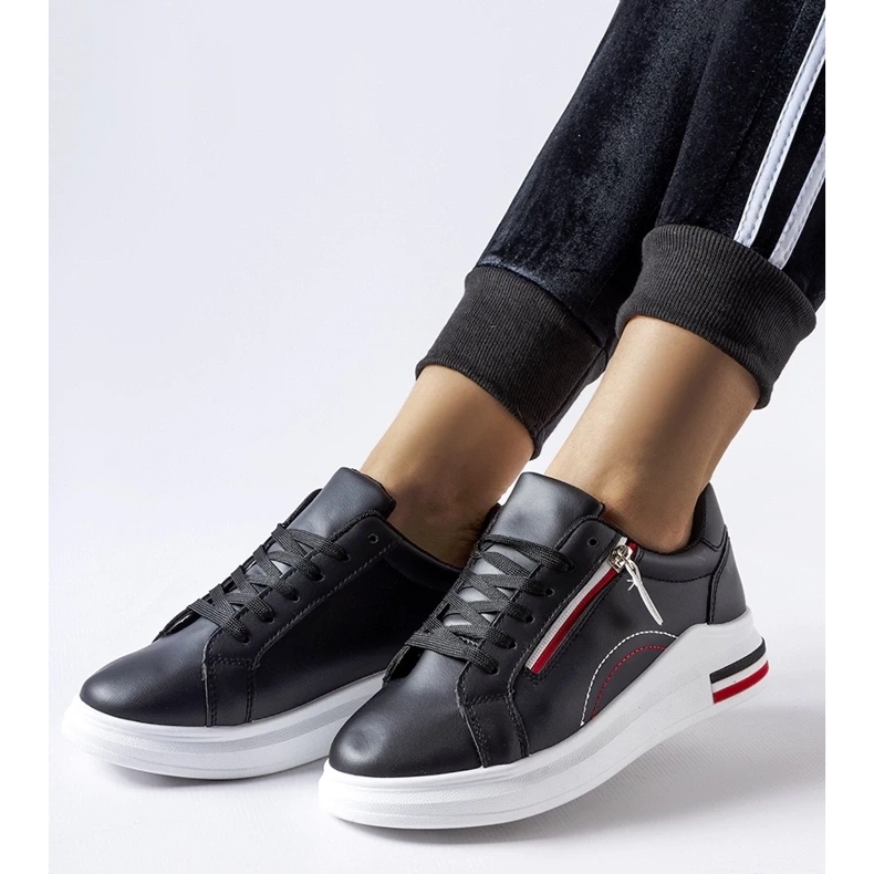 D/GMR Anaunia svarta sneakers med vit sula 2