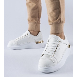 D/GMR Vita sneakers på Osson-plattformen 1