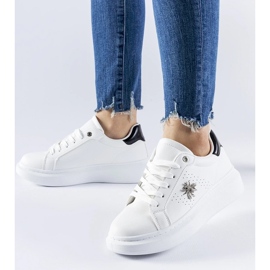 D/GMR Vita sneakers med Fairfax-applikation i zirkon 2