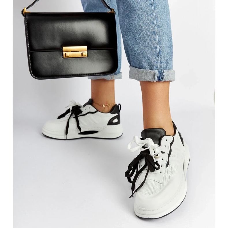 D/GMR Vita och svarta Galdino sneakers 2