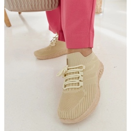 D/GMR Sneakers i beige tyg från Ornella 1
