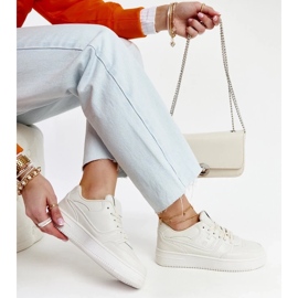 D/GMR Beige sneakers på Mentha-plattformen 2