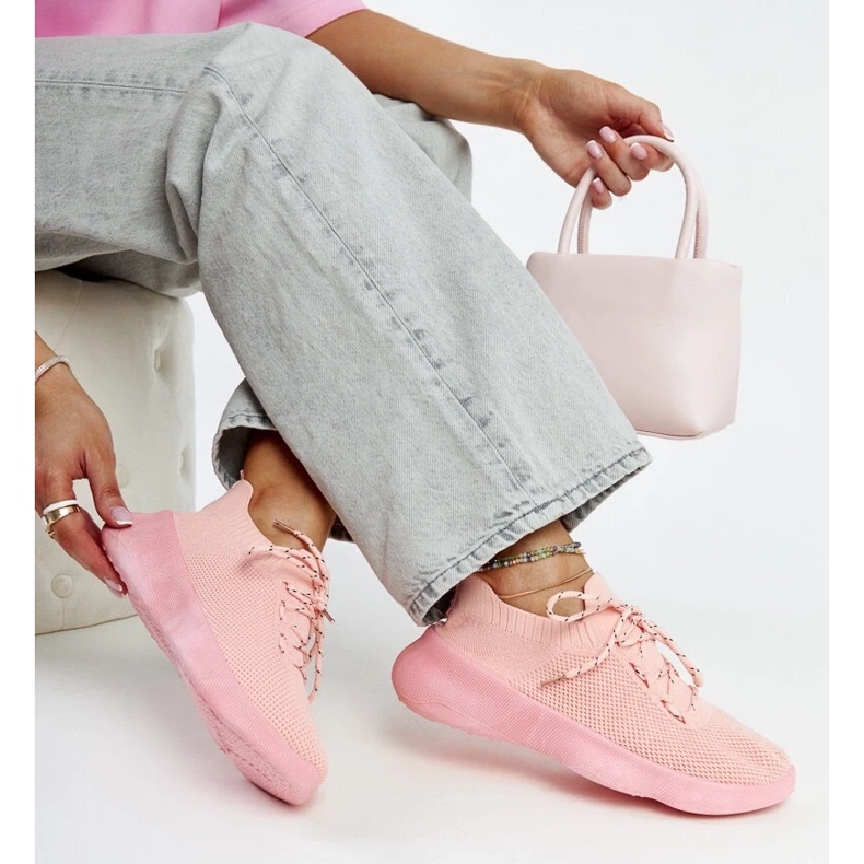 D/GMR Rosa Roshni sportsneakers 2