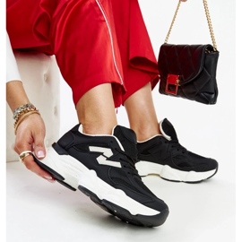 D/GMR Svarta sneakers med massiv Gergely-sula 2