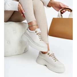D/GMR Ljusa beige läder sneakers från Karino 2