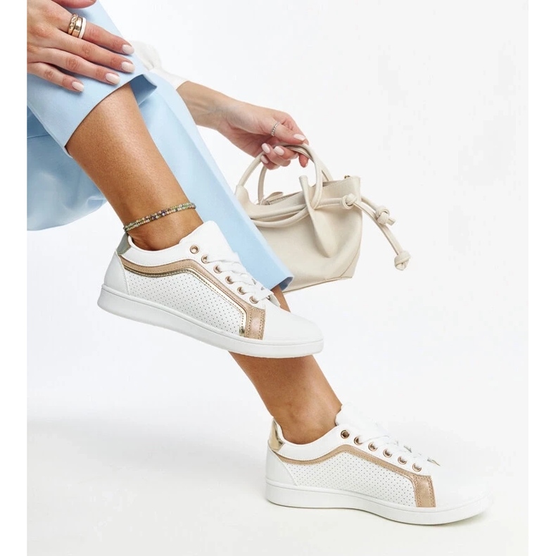 D/GMR Amala platåsneakers i vitt och guld 2