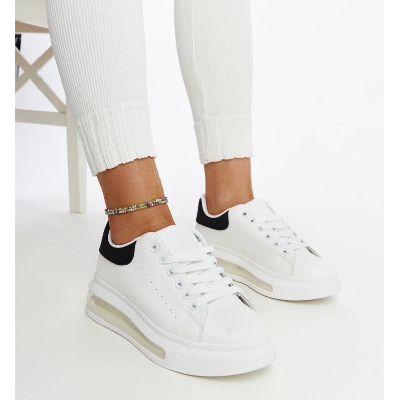 D/GMR Vita sneakers med hög sula Zrina 2