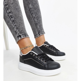 D/GMR Svarta sneakers med dekorativa Perica-rhinestones 1