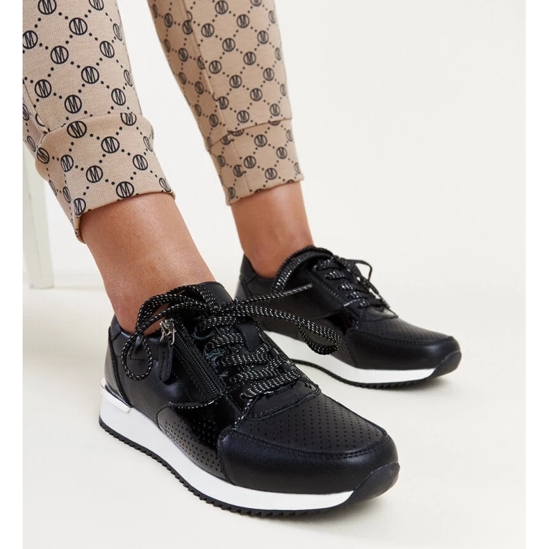 Svarta lädersneakers med metallinlägg Rida 2