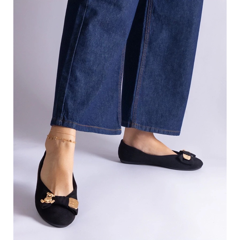 D/CEO Svarta balettlägenheter dekorerade med en Esdras rosett och brosch 2