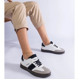 D/CEO Vita sneakers på Puente Stitching -plattformen 1