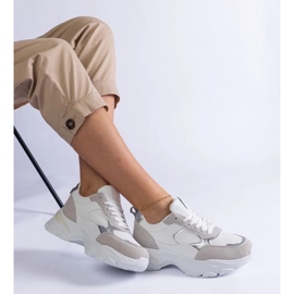 D/CEO Vita sneakers med massiv Torreza-sula 1