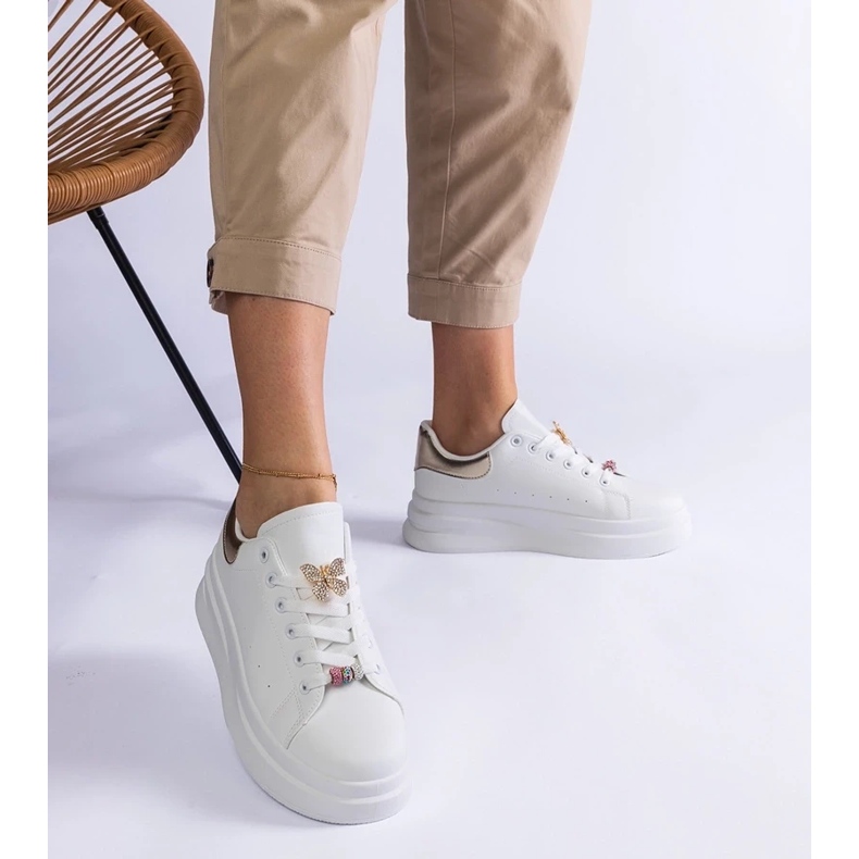 D/CEO Vita sneakers på plattformen dekorerad med ett fjärilsarrangemang 2