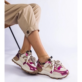 D/CEO Rosa sneakers dekorerade med Soria djurmotiv 1