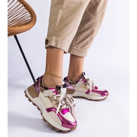 D/CEO Rosa sneakers dekorerade med Soria djurmotiv 2