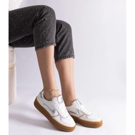 D/CEO Vita och silver sneakers med en Quica gummisula 1