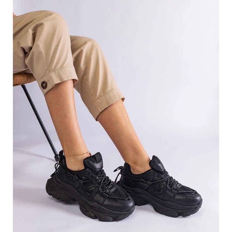 D/CEO Svarta damsportsneakers Ivett 2