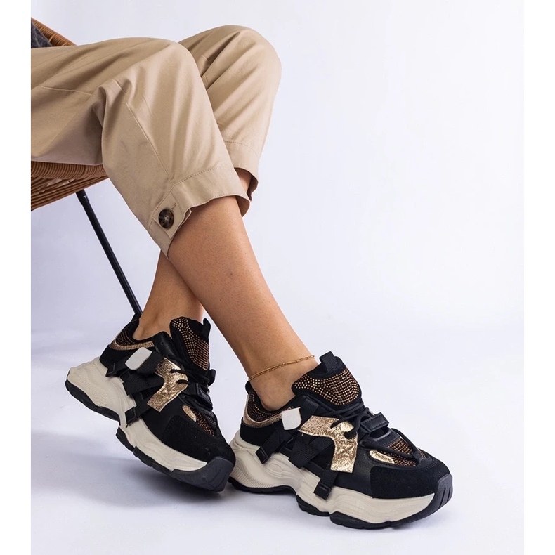 D/CEO Svarta sneakers med guld Candra-inlägg 1