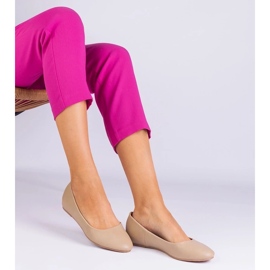 D/CEO Beige Ballerinas på en dold kil av Eco -Leather Saveia 1