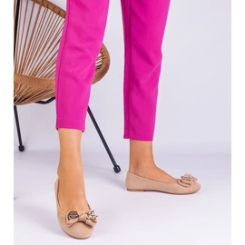 D/CEO Beige Classic Ballerinas med en masolbåge 2