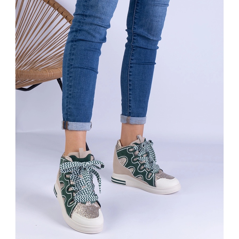 Gröna sneakers med tjocka snören och glitter 1
