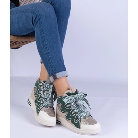 Gröna sneakers med tjocka snören och glitter 2
