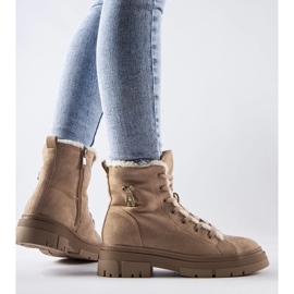 D/CEO Beige isolerade ankelboots gjorda av Pompei eko-mocka 2