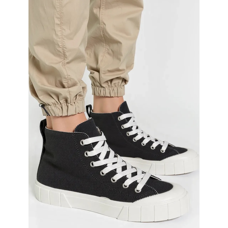 Kvinnors Arvel Black Sneakers svart 2