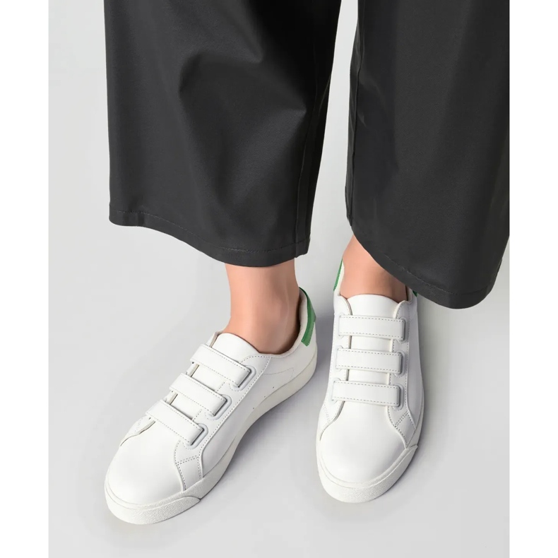 Kvinnors verta gröna sneakers 1