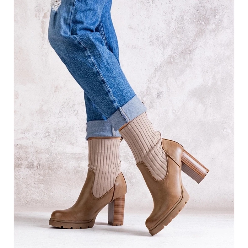 D/CEO Mörkbeige ankelboots gjorda av Asera eco-läder 2