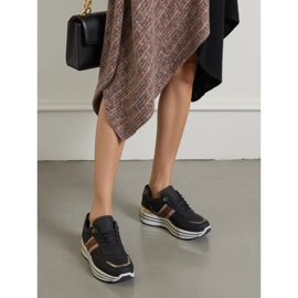 Kvinnors veloxa svarta sneakers 1