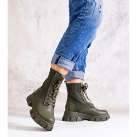 D/CEO Gröna stövlar med flexibel ovandel från Zogba 2