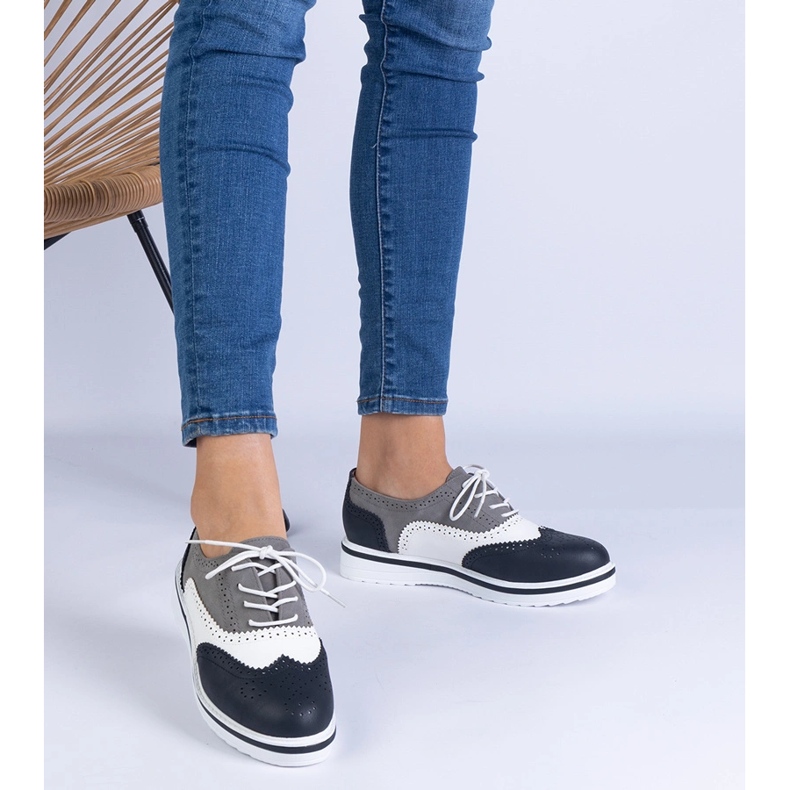 Svarta klassiska Oxford -skor 1