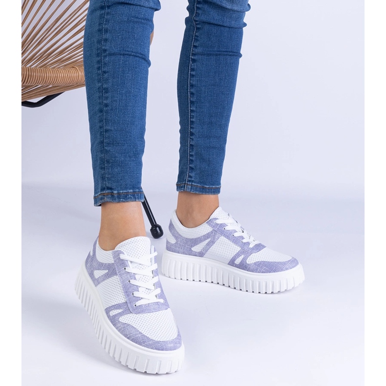 Violet OpenWork Sneakers på en massiv sula violett 1