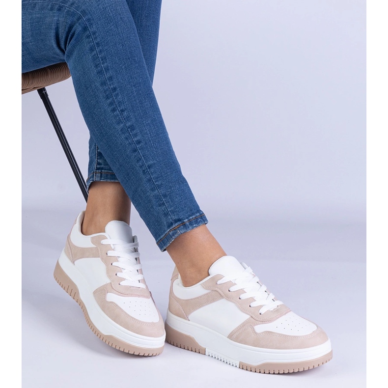 Bruna sneakers på en tjock sula 2
