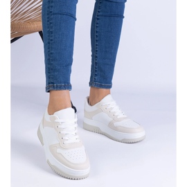 Beige sneakers med tjock sula 1