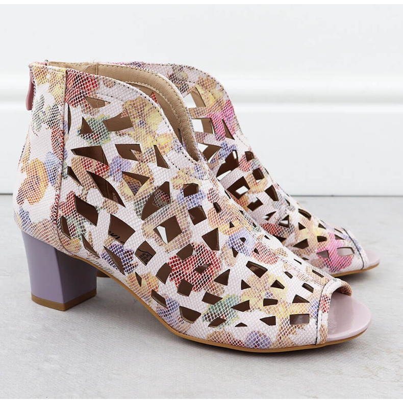 Women's Openwork Open Toe Boots With Flowers M. Daszyński MR1954-15 rosa 2